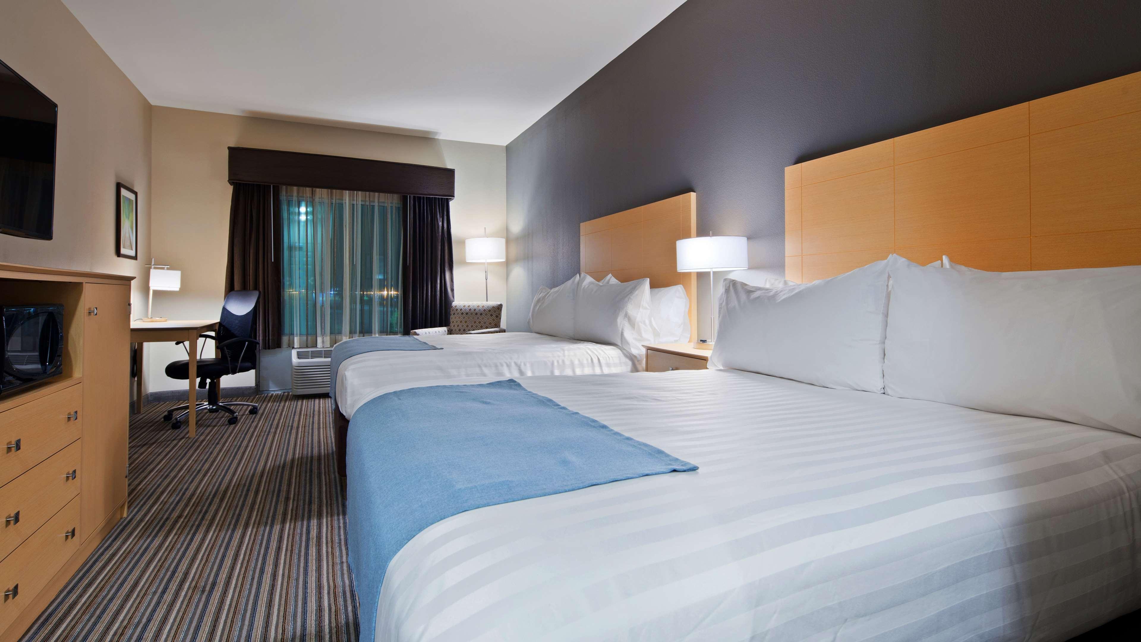 Americinn By Wyndham Woodstock Il Extérieur photo