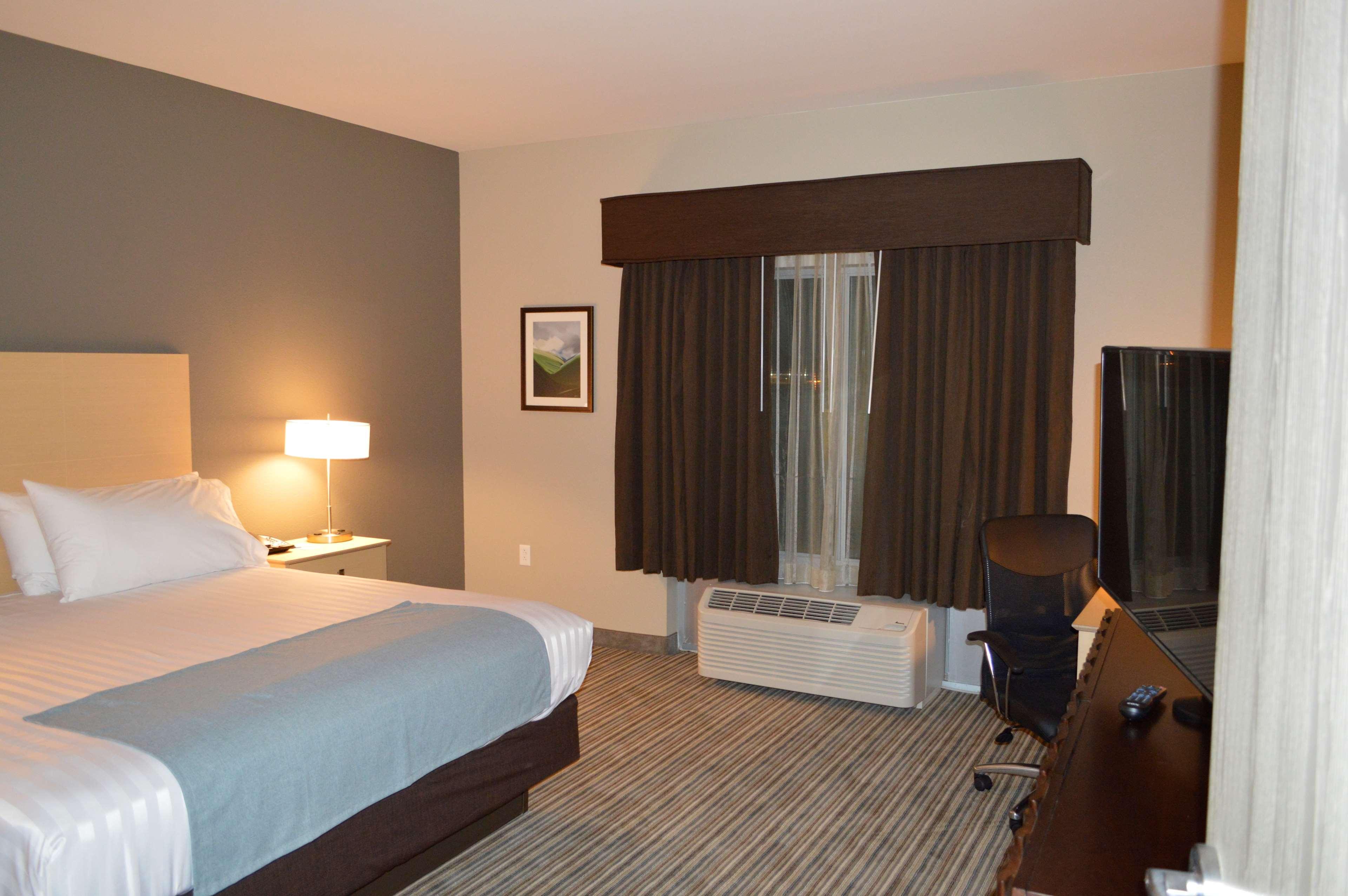 Americinn By Wyndham Woodstock Il Extérieur photo