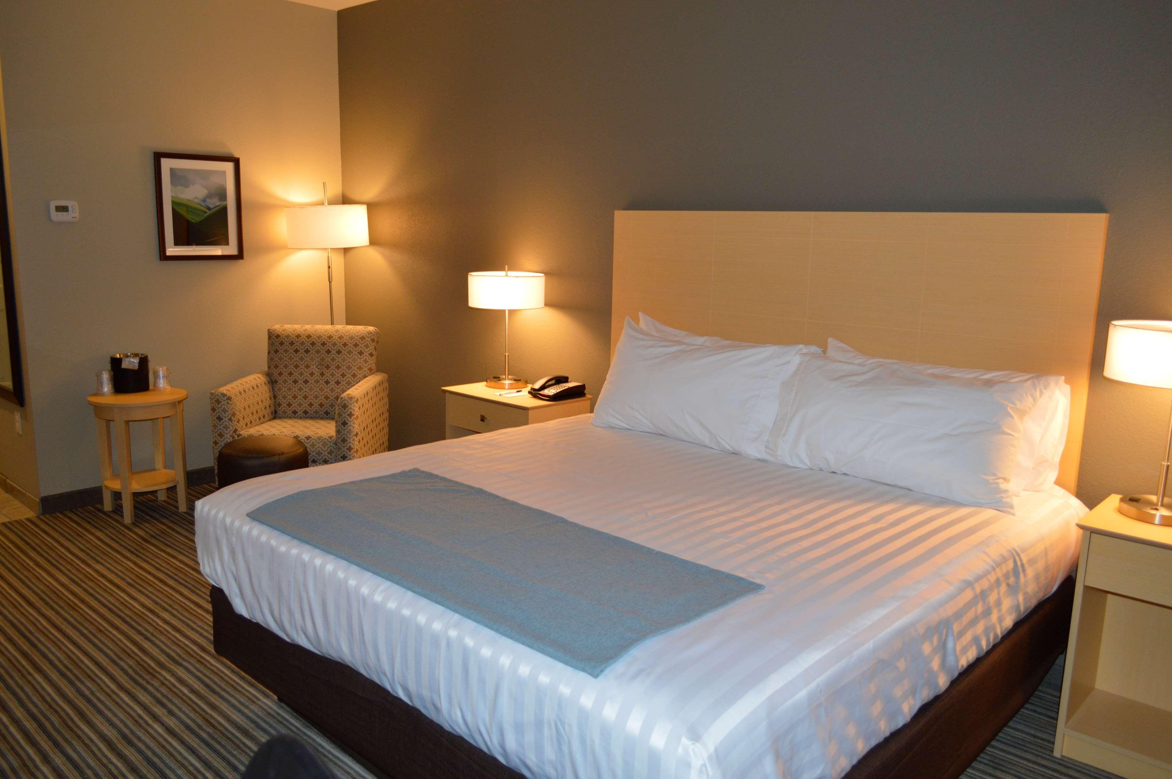 Americinn By Wyndham Woodstock Il Extérieur photo