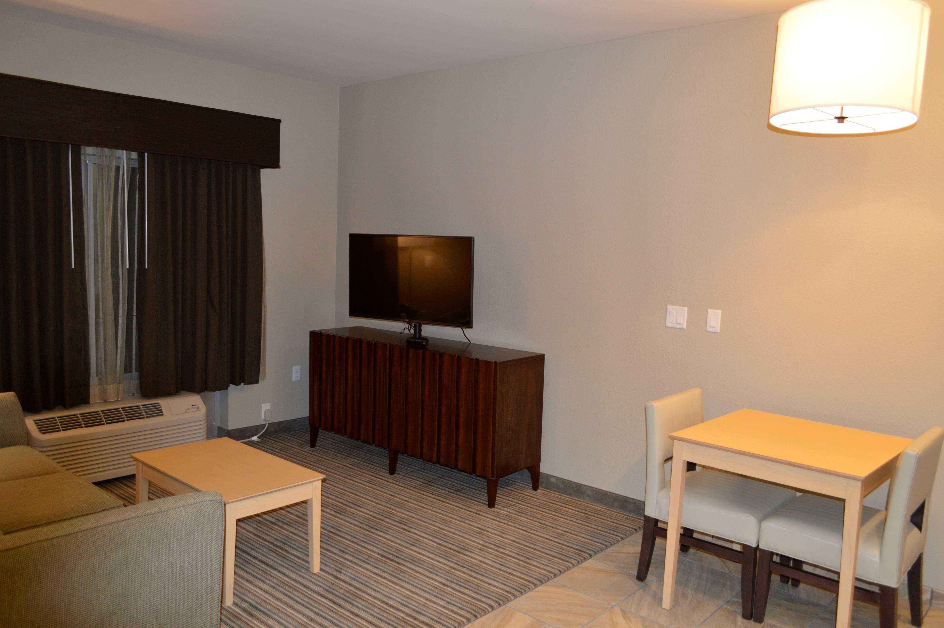 Americinn By Wyndham Woodstock Il Extérieur photo
